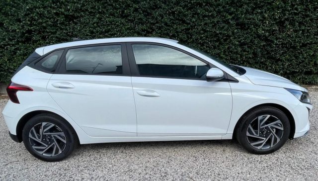 HYUNDAI i20 usata, con Specchietti laterali elettrici