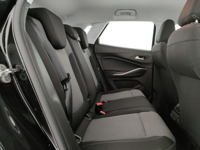 OPEL Grandland usata, con Sedile posteriore sdoppiato
