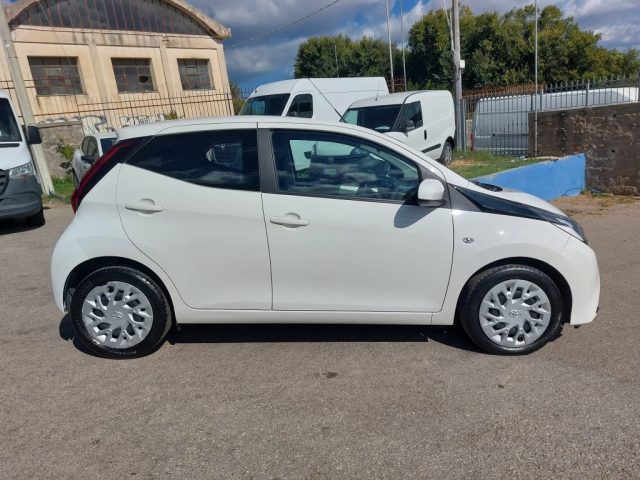 TOYOTA Aygo usata, con Chiusura centralizzata