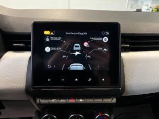 RENAULT Clio usata, con USB