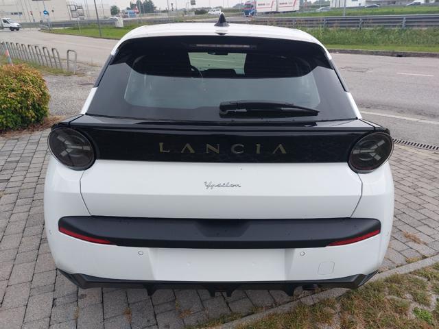 LANCIA Ypsilon usata, con Autoradio