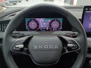 SKODA Superb usata, con Bluetooth