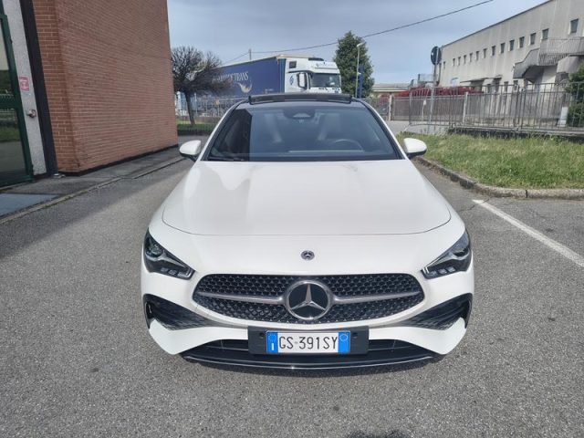 MERCEDES-BENZ CLA 200 usata, con Airbag