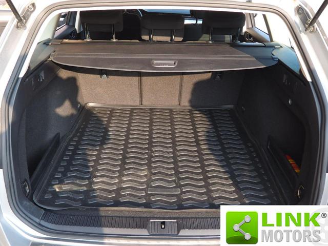 VOLKSWAGEN Passat usata 22