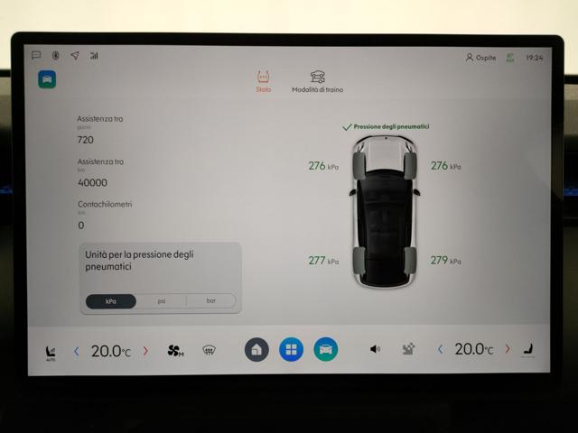 LYNK & CO 02 usata, con Controllo elettronico della corsia