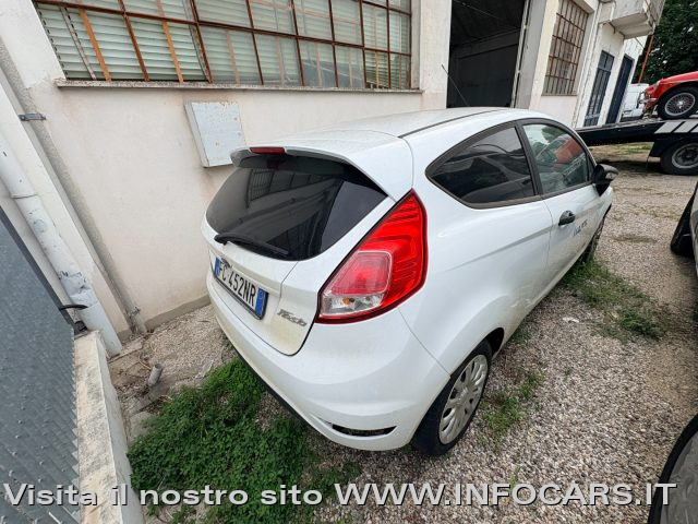 FORD Fiesta usata, con Autoradio