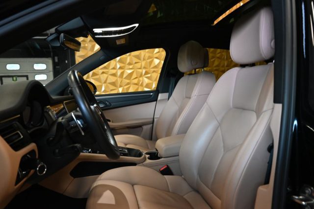 PORSCHE Macan usata 22