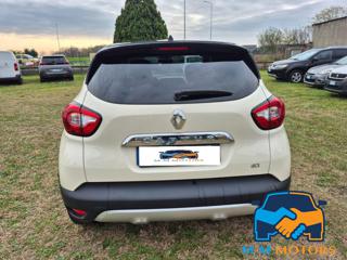 RENAULT Captur usata, con Alzacristalli elettrici