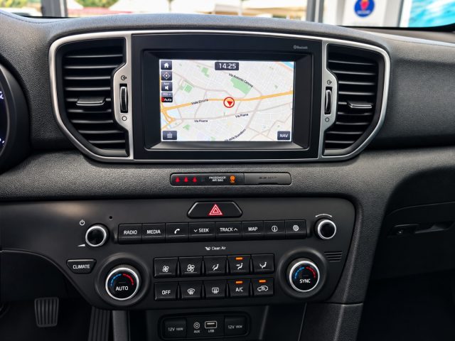 KIA Sportage usata, con Controllo automatico clima