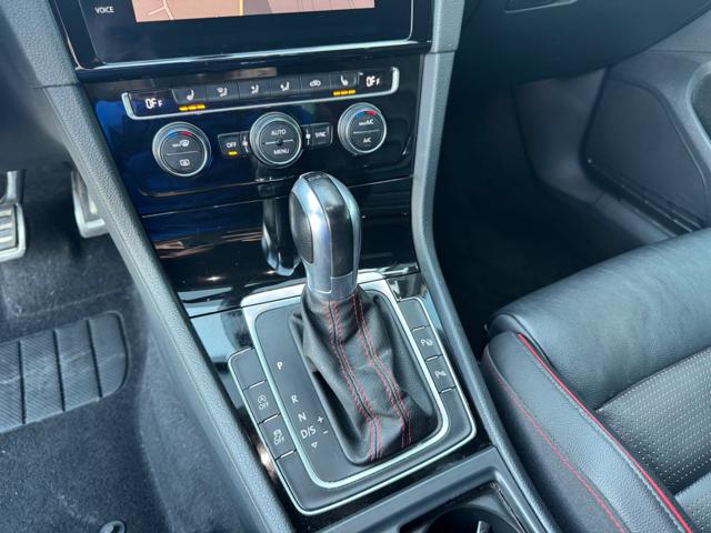 VOLKSWAGEN Golf GTI usata, con Cronologia tagliandi