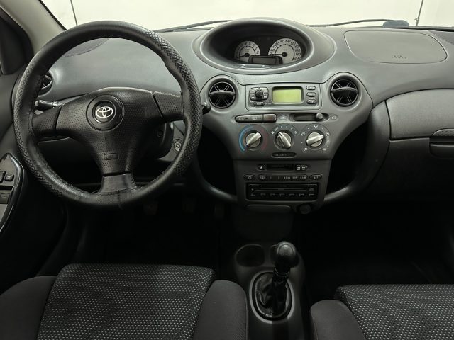 TOYOTA Yaris usata, con Fari direzionali