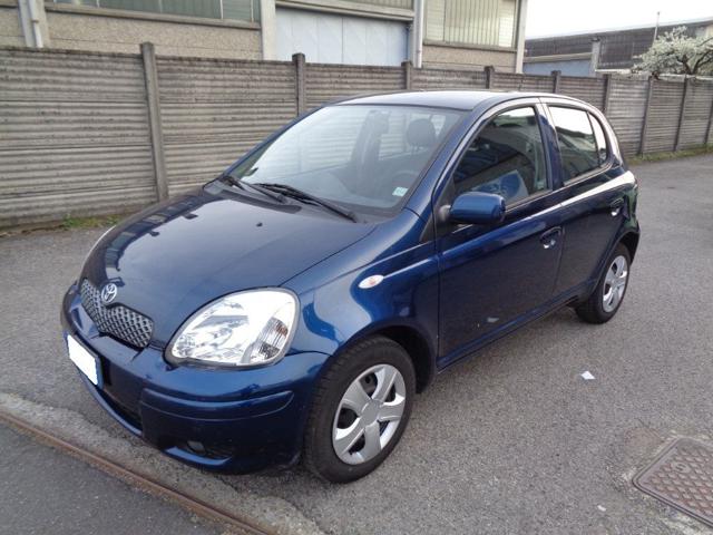 TOYOTA Yaris usata, con Airbag