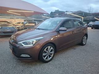 HYUNDAI i20 usata, con Airbag laterali