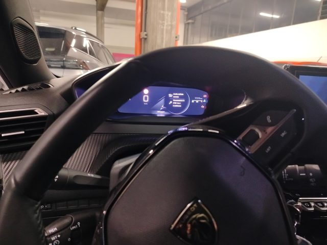 PEUGEOT 2008 usata, con Sensore di pioggia