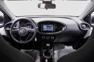 TOYOTA Aygo X usata 21