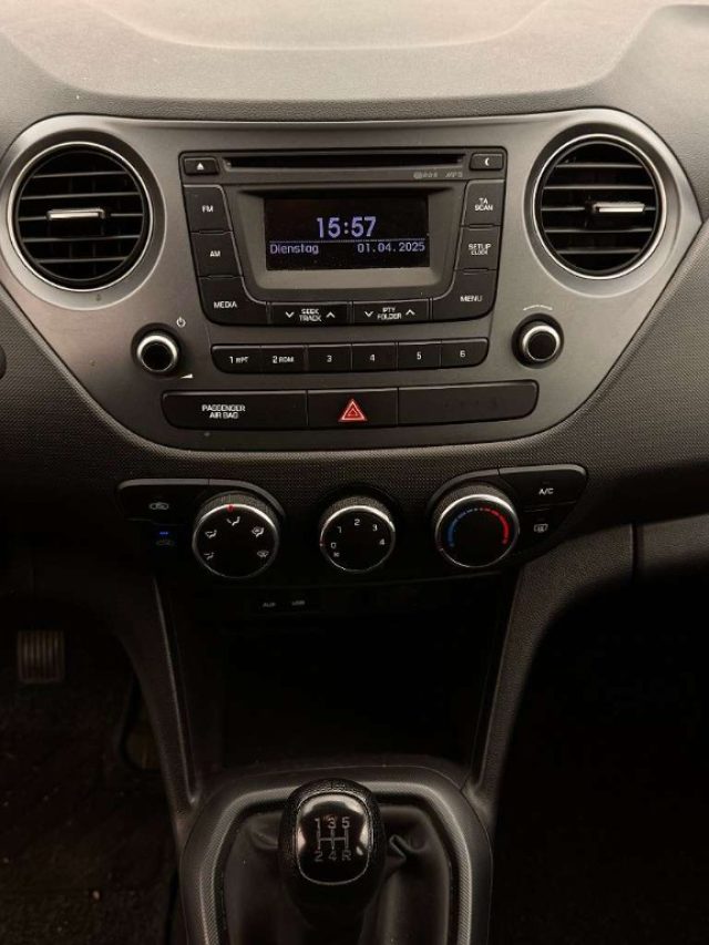 HYUNDAI i10 usata, con Controllo trazione