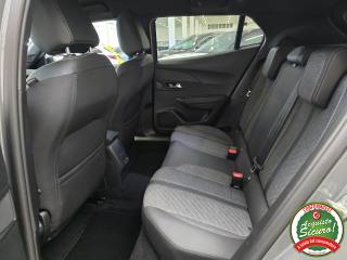 PEUGEOT 2008 usata, con Touch screen