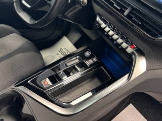 PEUGEOT 5008 usata, con Controllo vocale