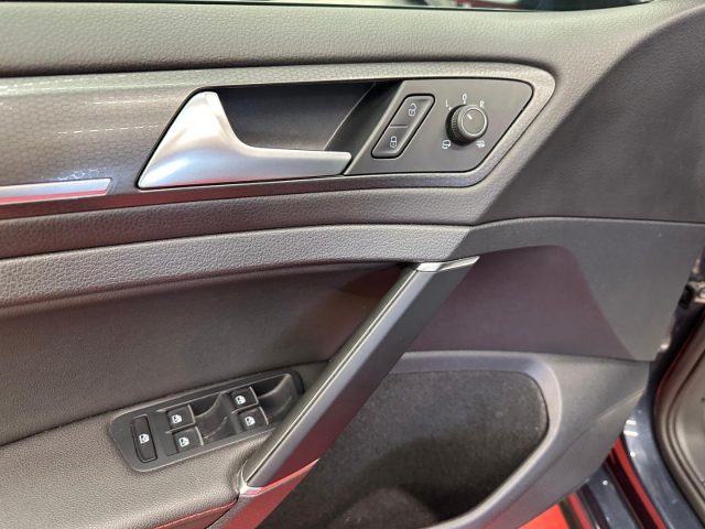 VOLKSWAGEN Golf GTI usata, con Climatizzatore