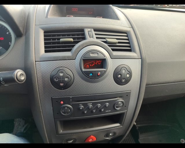 RENAULT Megane usata 18