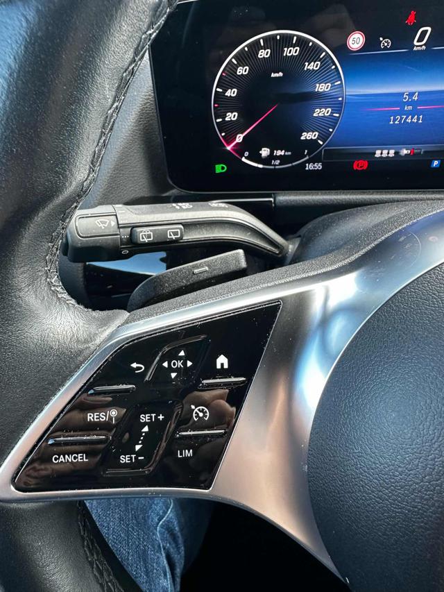 MERCEDES-BENZ GLA 200 usata, con Volante in pelle
