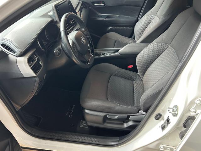 TOYOTA C-HR usata, con Cerchi in lega