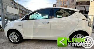 LANCIA Ypsilon usata, con Autoradio