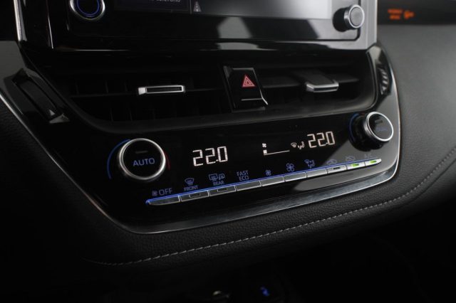 TOYOTA Corolla usata 17