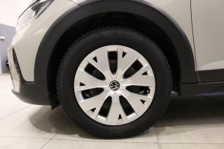 VOLKSWAGEN Taigo usata, con Autoradio digitale