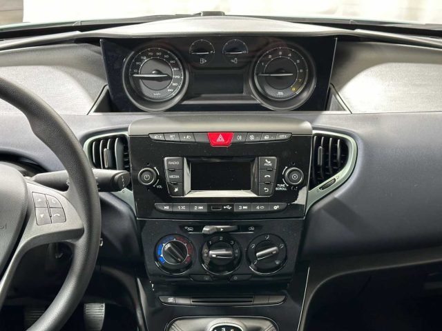 LANCIA Ypsilon usata, con Specchietti laterali elettrici
