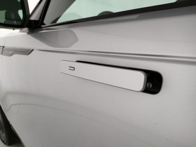 LAND ROVER Range Rover Velar usata, con Controllo trazione