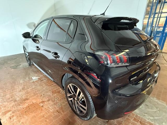 PEUGEOT 208 usata, con Autoradio