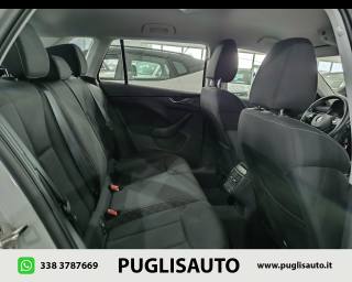 SKODA Kamiq usata, con Sensori di parcheggio posteriori