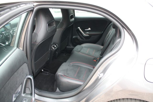 MERCEDES-BENZ A 180 usata, con Sistema di navigazione