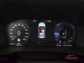 VOLVO XC40 usata 12