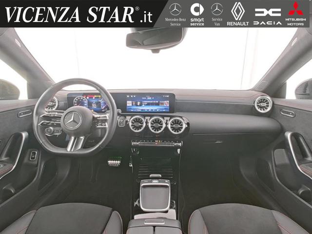 MERCEDES-BENZ CLA 200 usata, con Chiusura centralizzata
