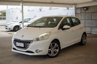PEUGEOT 208 usata, con Airbag