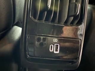 JEEP Compass usata, con Autoradio digitale