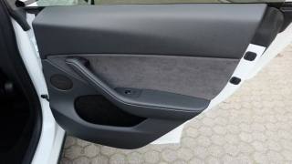 TESLA Model Y usata, con Vetri oscurati