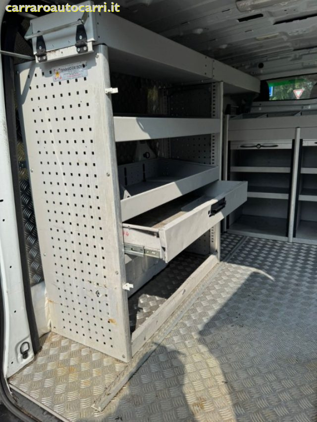 OPEL Vivaro usata 41