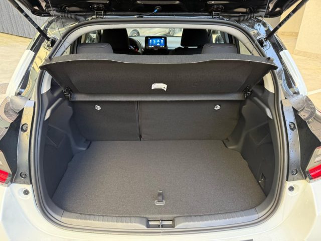 TOYOTA Yaris usata, con Telecamera per parcheggio assistito