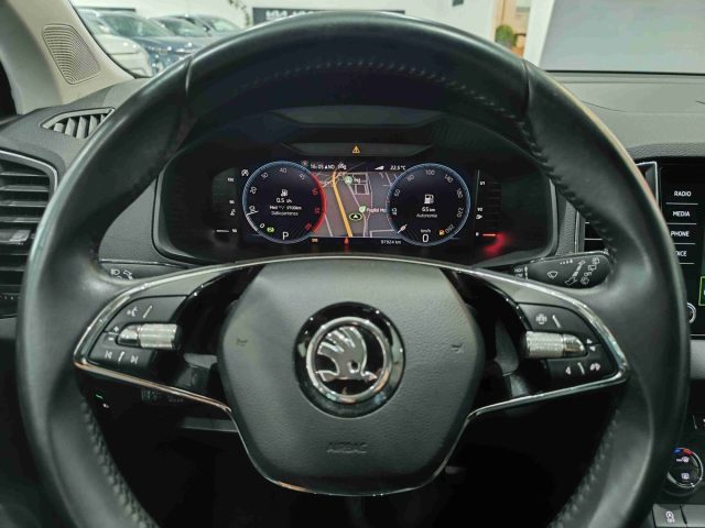 SKODA Karoq usata, con Autoradio digitale