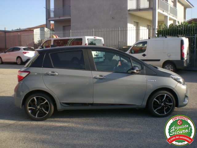 TOYOTA Yaris usata, con Fendinebbia