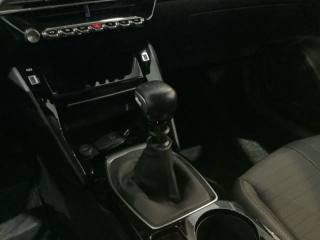 PEUGEOT 2008 usata, con Climatizzatore