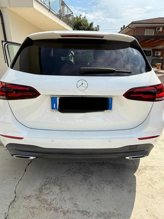 MERCEDES-BENZ B 180 usata, con Airbag