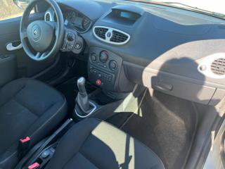 RENAULT Clio usata, con Chiusura centralizzata