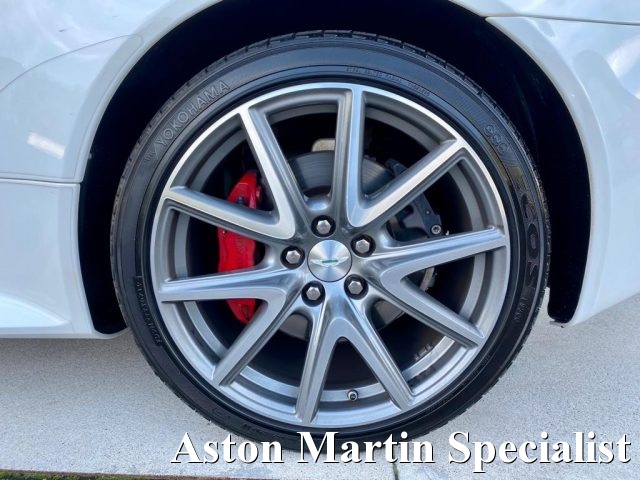 ASTON MARTIN Vantage usata 31