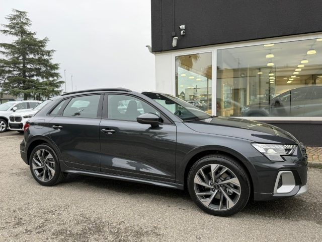 AUDI A3 usata, con Autoradio