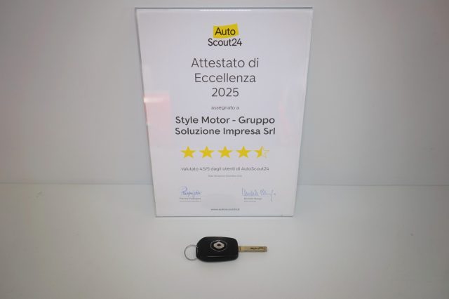 RENAULT Trafic usata, con Bluetooth