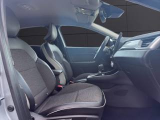 RENAULT Captur usata, con Bracciolo